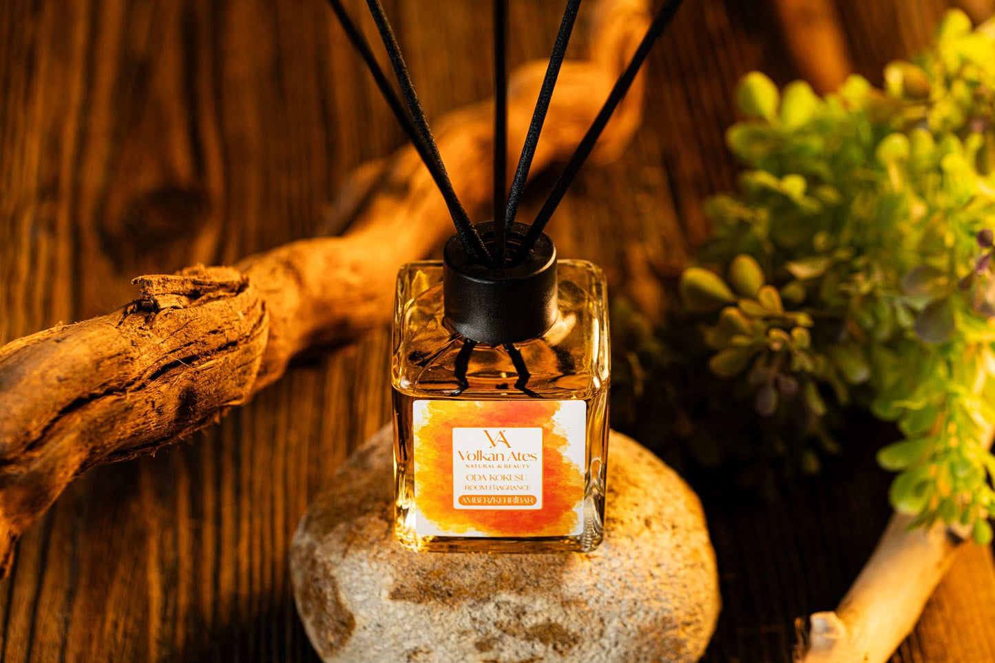 AMBER ROOM FRAGRANCE WITH BAMBOO STICK 110 ML