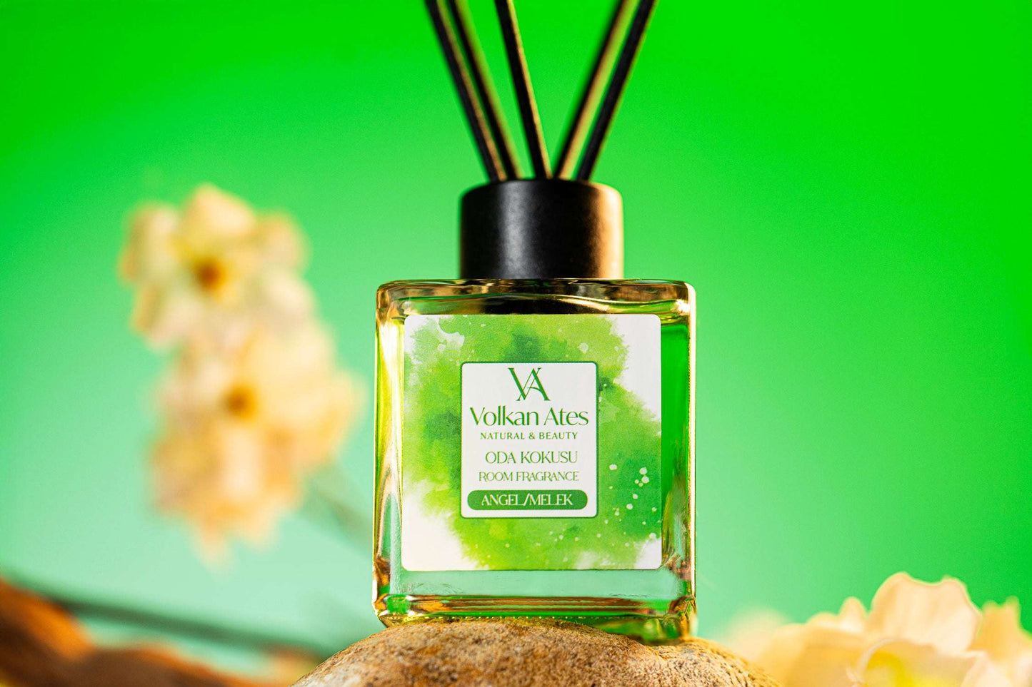 ANGEL ROOM FRAGRANCE WITH BAMBOO STICK 110 ML