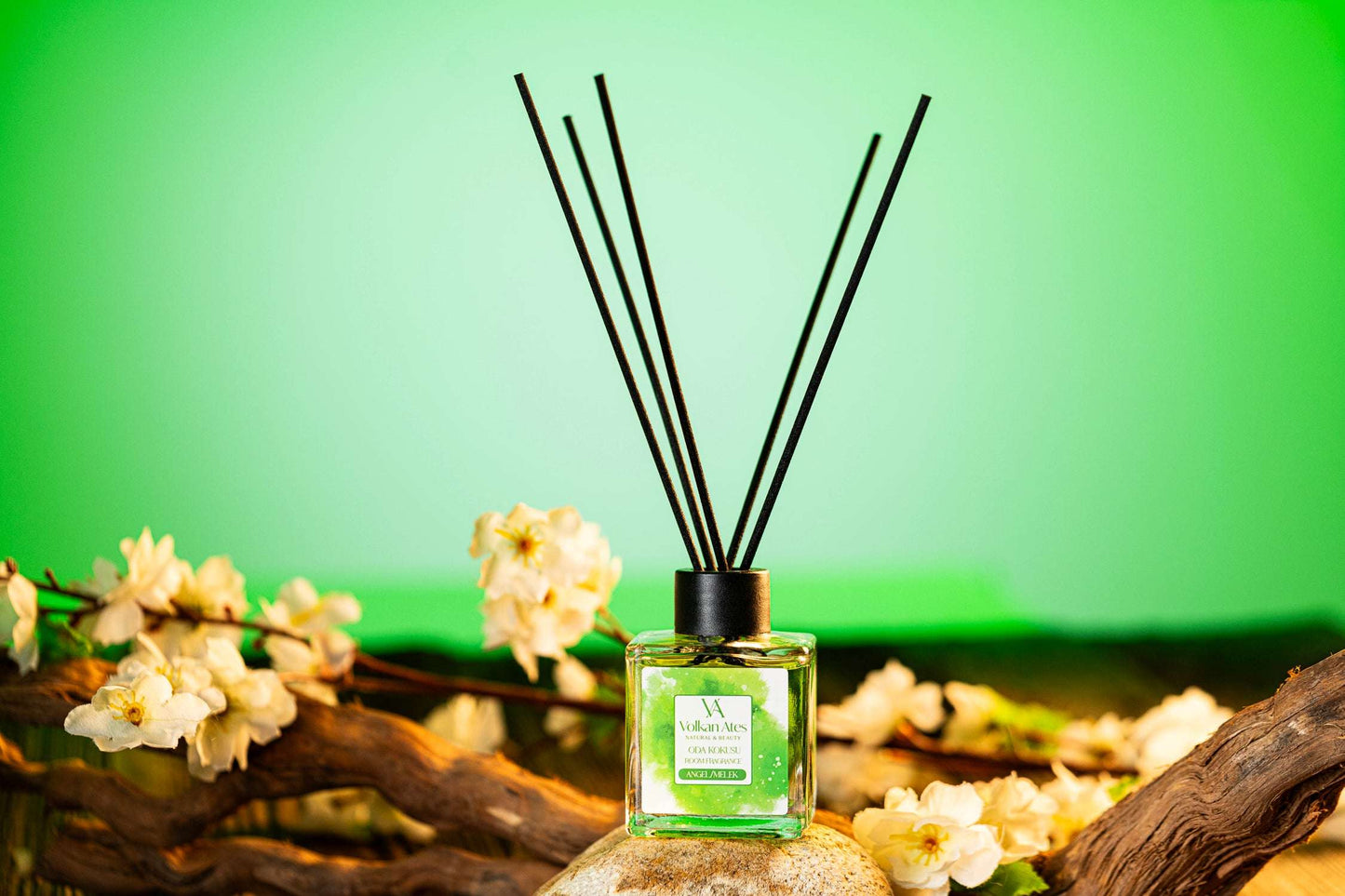 ANGEL ROOM FRAGRANCE WITH BAMBOO STICK 110 ML