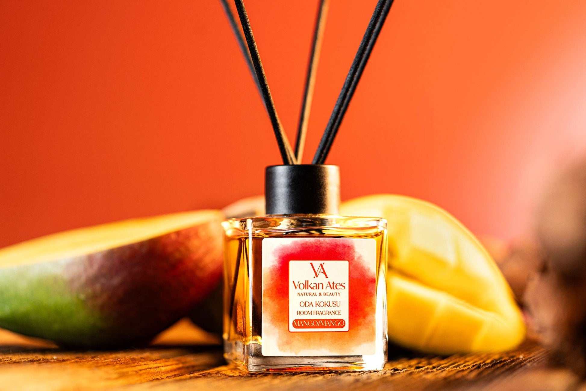 MANGO ROOM FRAGRANCE WITH BAMBOO STICK 110 ML