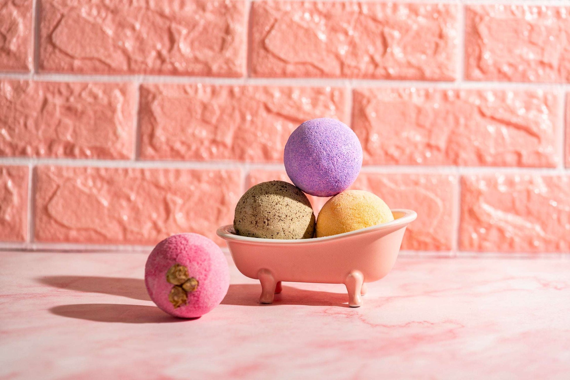 BATH BOMBS 4 X 125 GRAM