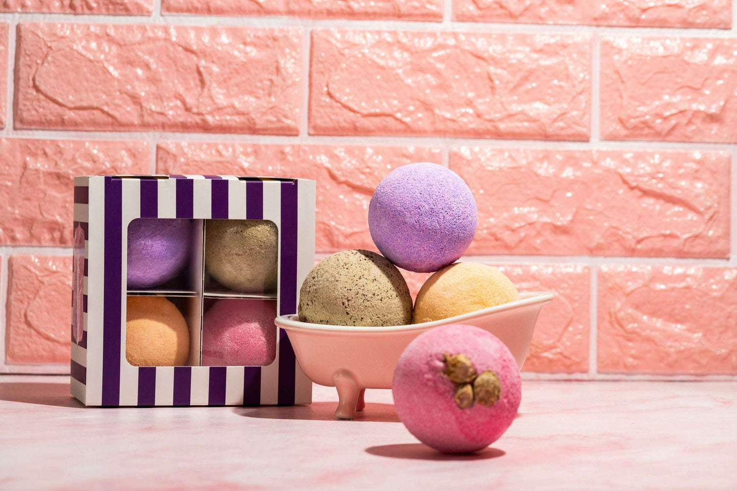BATH BOMBS 4 X 125 GRAM