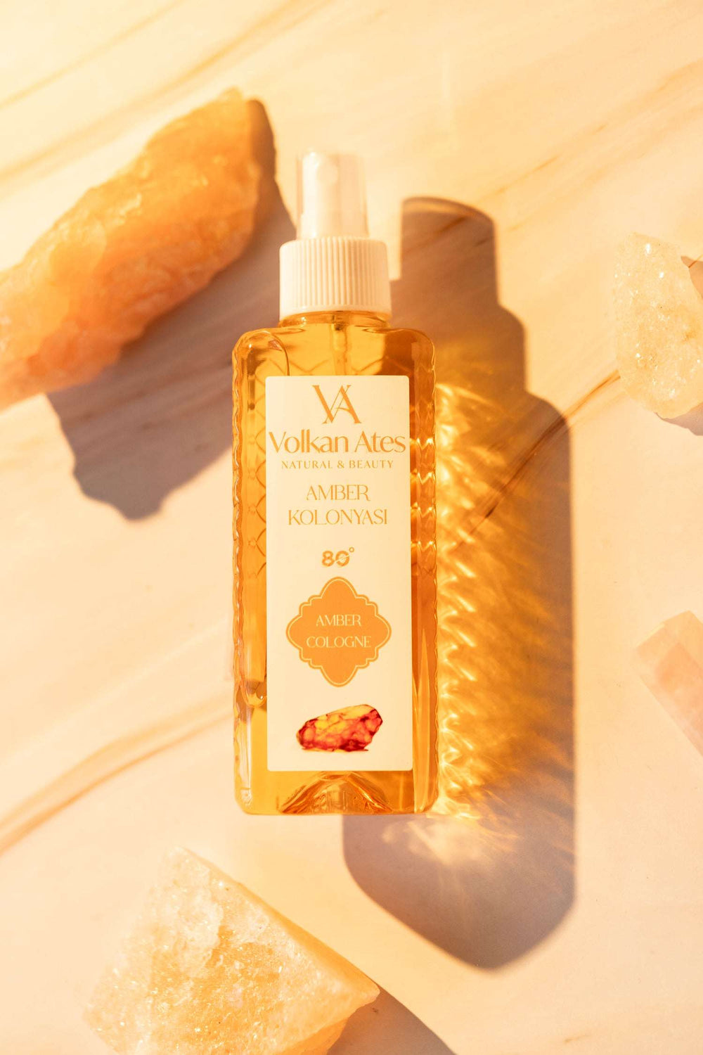 عطر كولونيا برائحة العنبر