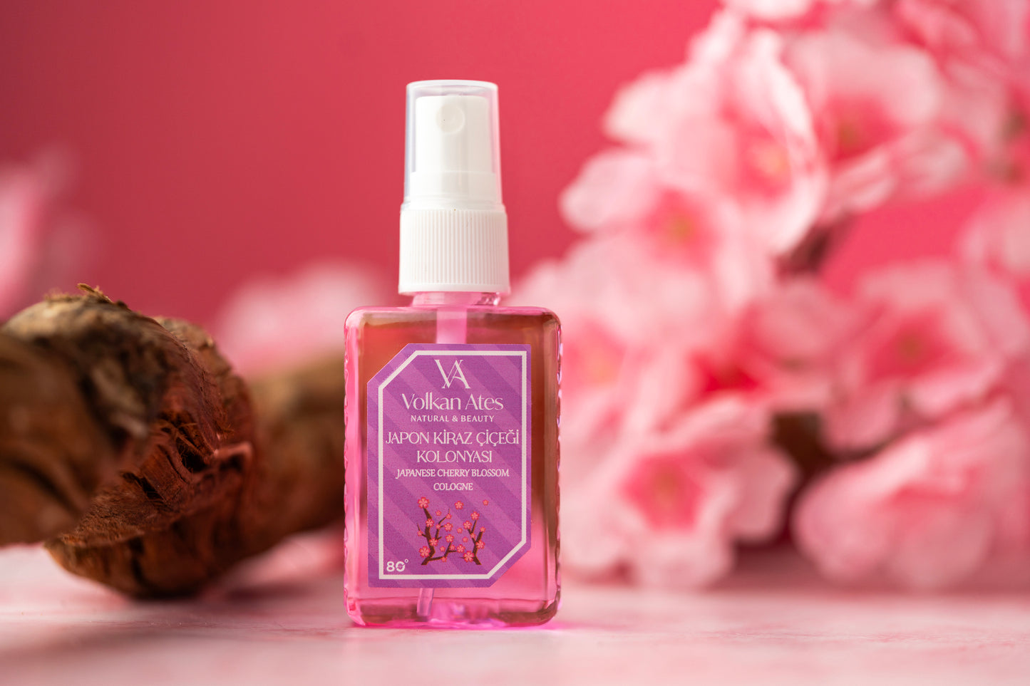 عطر كولونيا أزهار الكرز اليابانية ٥٠ مل